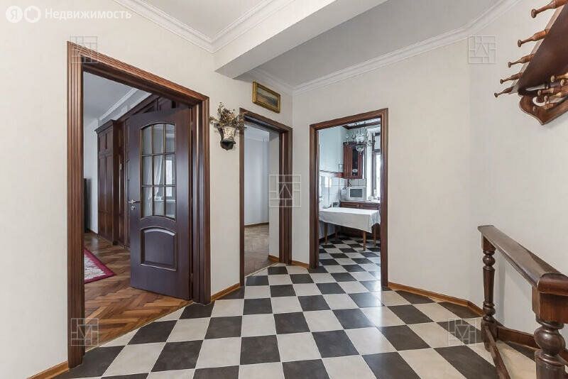 m. Barrikadnaya: Apartment, 2-rooms