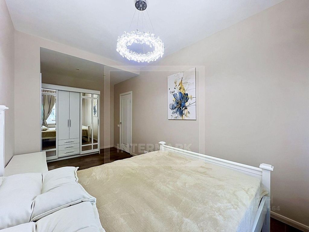 m. Barrikadnaya: Apartment, 2-rooms