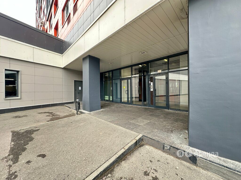 m. ZIL: Apartment, 1-rooms