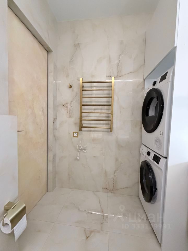 m. ZIL: Apartment, 2-rooms