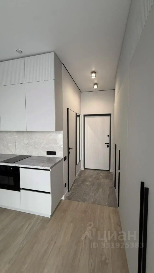 m. Kalitniki: Apartment, studio