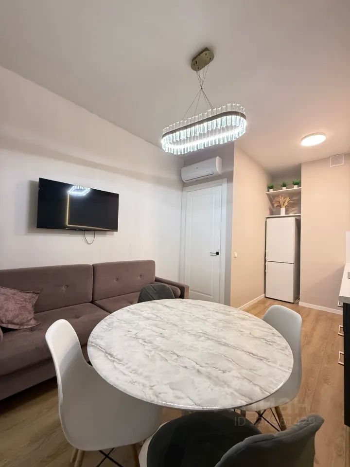 m. Strogino: Apartment, 3-rooms