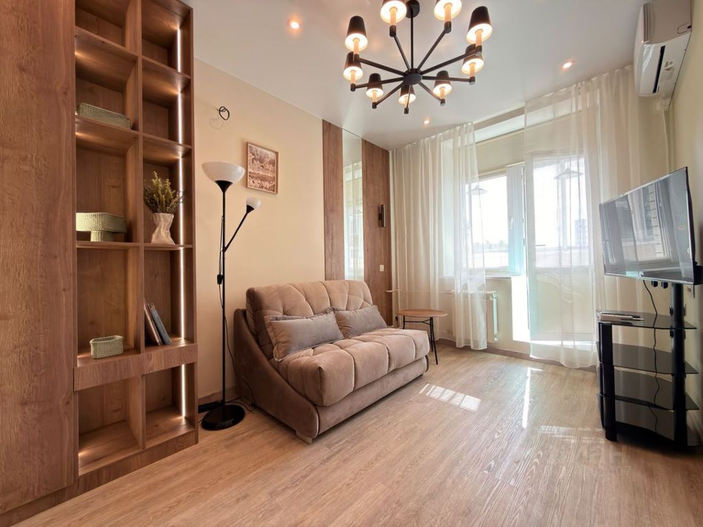 m. Saltykovskaya: Apartment, 2-rooms