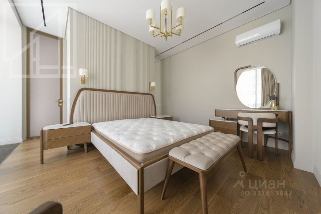 m. Aminyevskaya: Apartment, 3-rooms