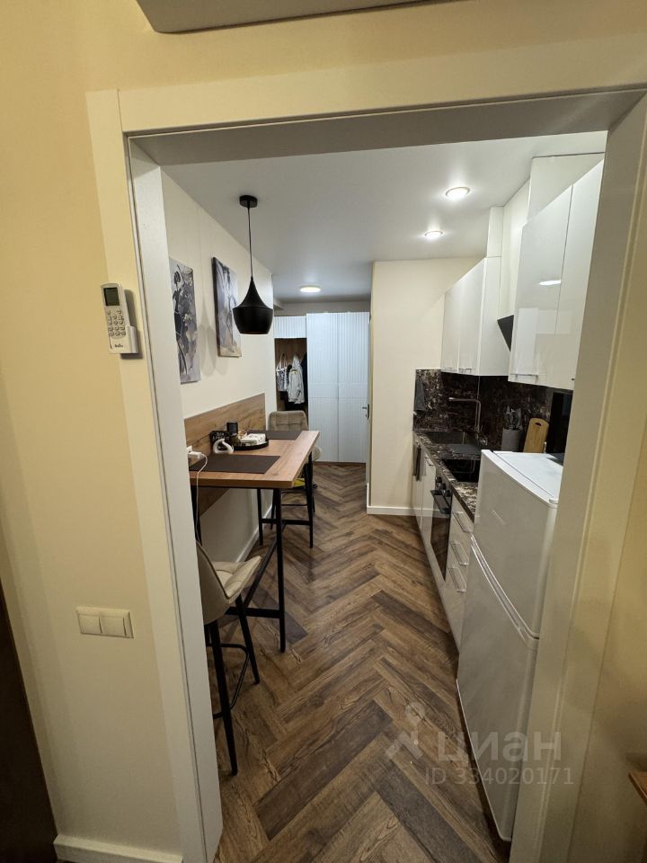 m. Aminyevskaya: Apartment, studio