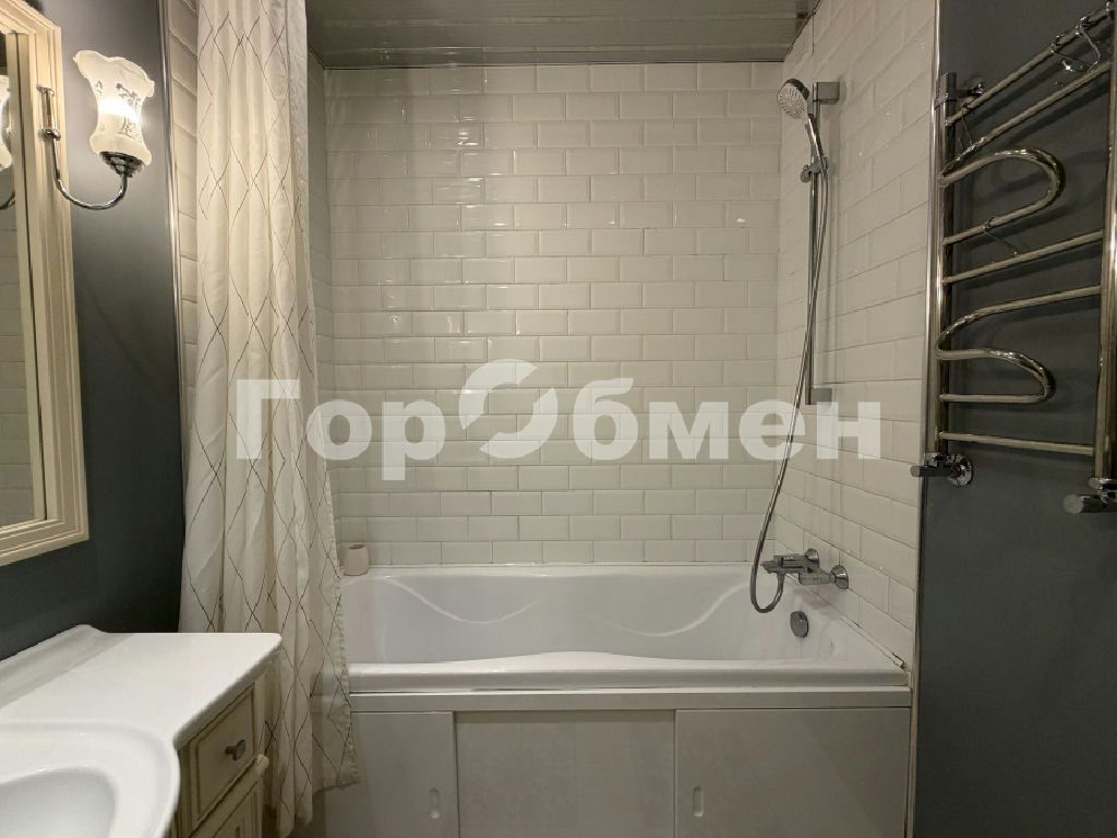m. Annino: Apartment, 3-rooms