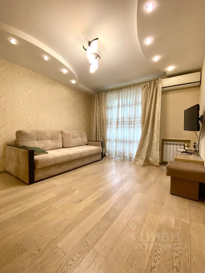 m. Chkalovskaya: Apartment, 1-rooms