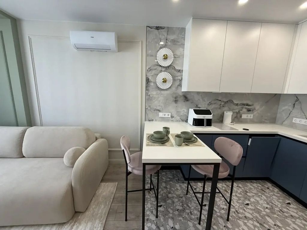 m. Krasnogorskaya: Apartment, 1-rooms
