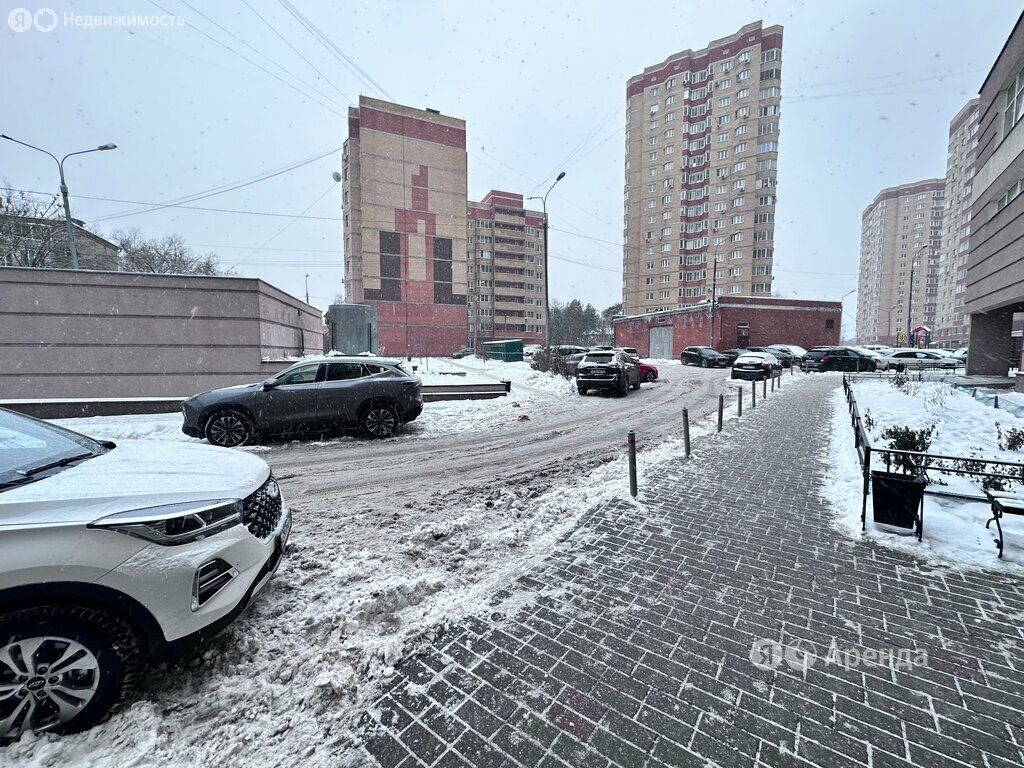 m. Fabrichnaya: Apartment, 1-rooms
