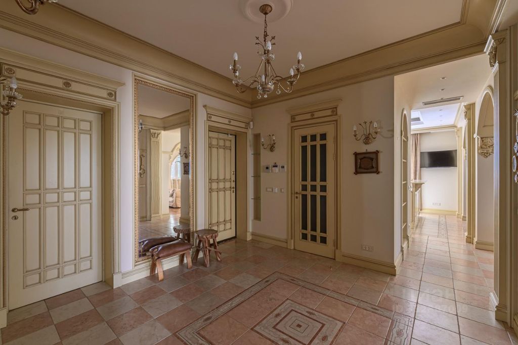 m. Chkalovskaya: Apartment, 3-rooms