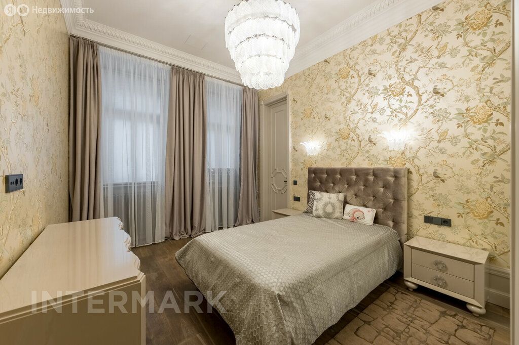 m. Smolenskaya: Apartment, 4-rooms
