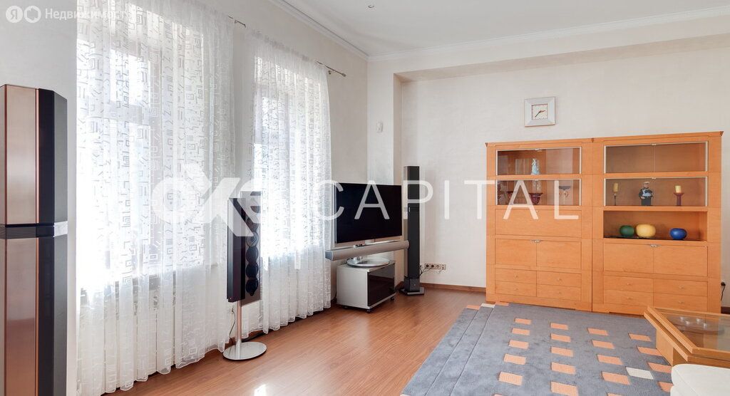 m. Trubnaya: Apartment, 3-rooms