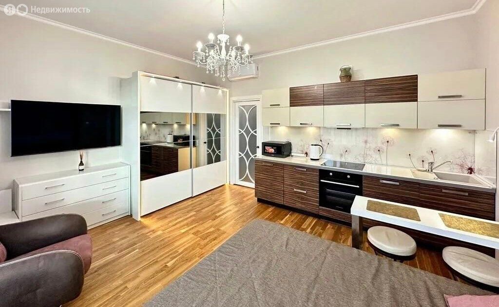 m. Fili: Apartment, studio