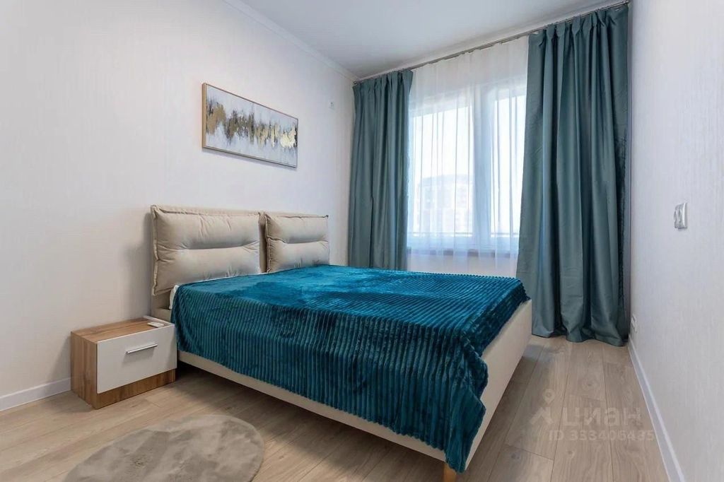 m. Oktyabrskoe pole: Apartment, 2-rooms