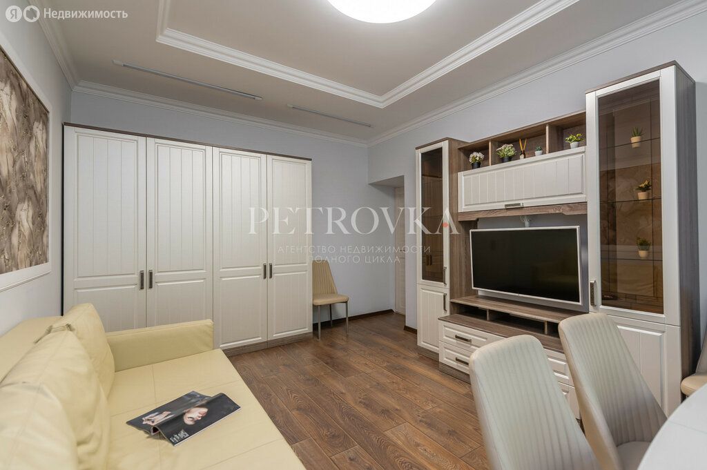 m. Tverskaya: Apartment, 2-rooms