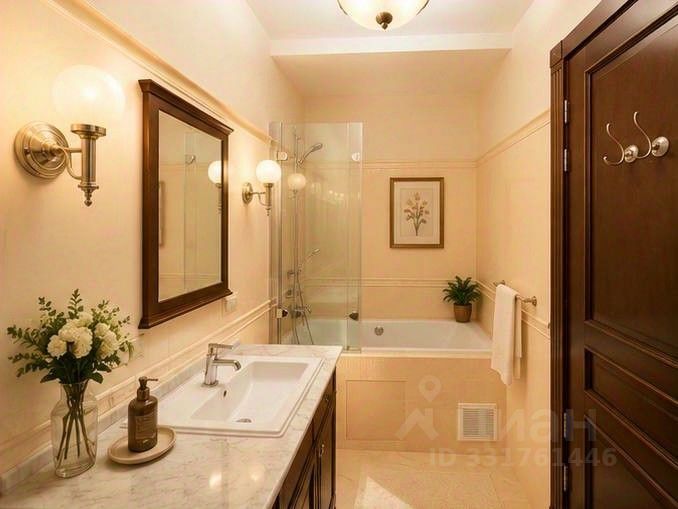 m. Kropotkinskaya: Apartment, 4-rooms