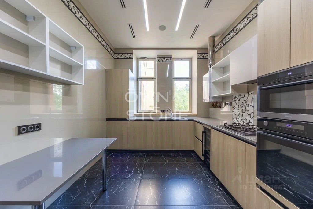 m. Park kultury: Apartment, 5-rooms