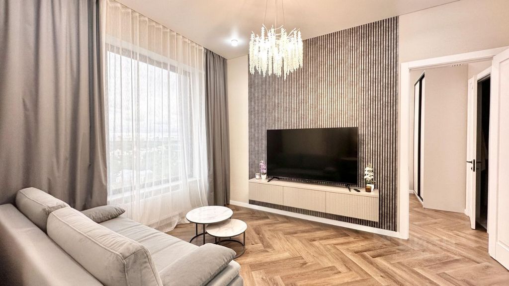 m. Ulitsa Sergeya Eyzenshteyna: Apartment, 2-rooms