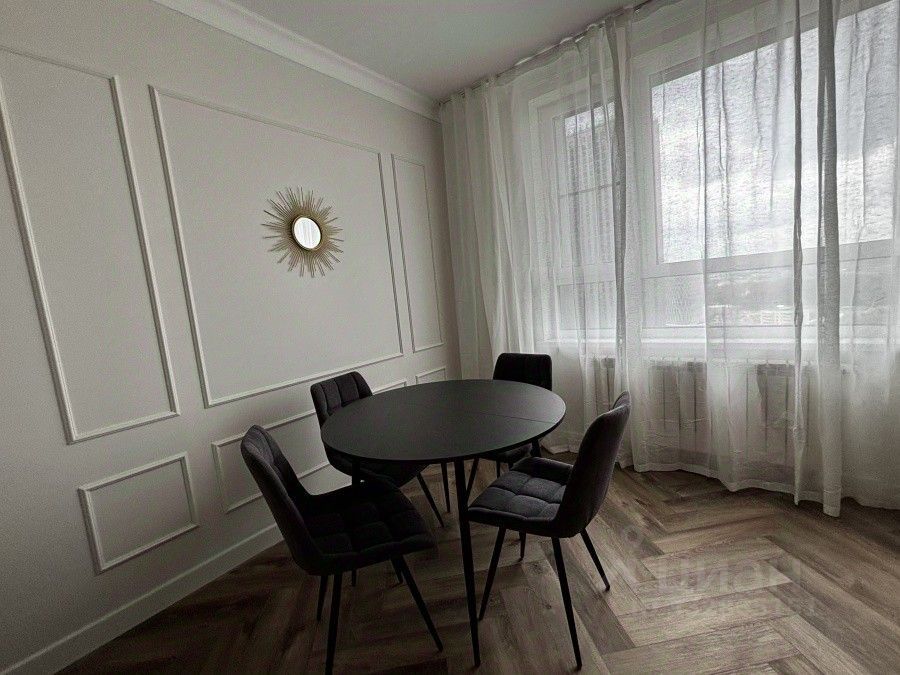 m. Ulitsa 1905 goda: Apartment, 2-rooms