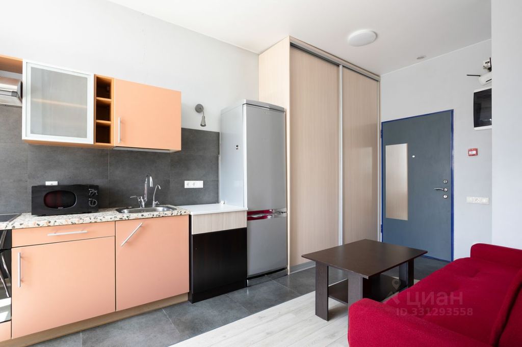 m. Moskva Tovarnaya: Apartment, studio