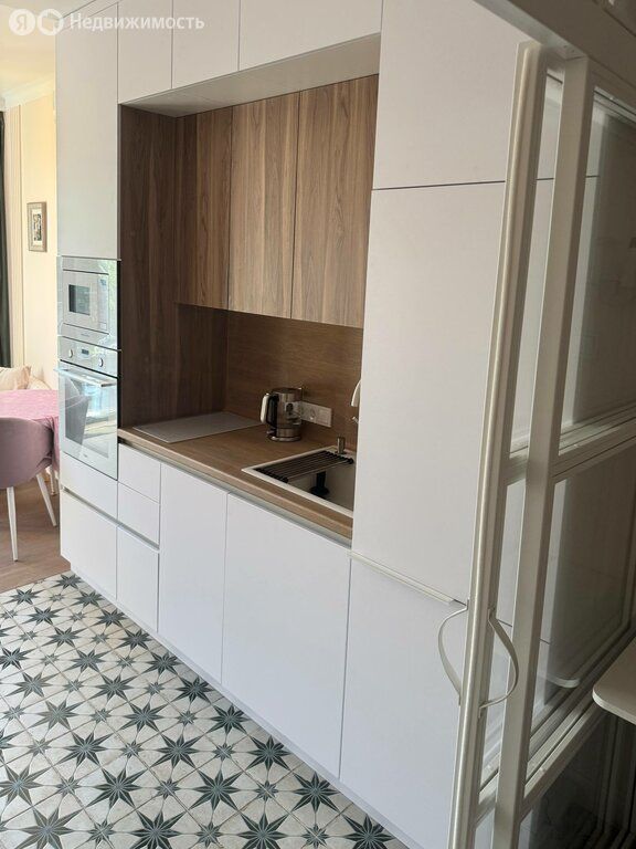 m. Botanichesky sad: Apartment, studio