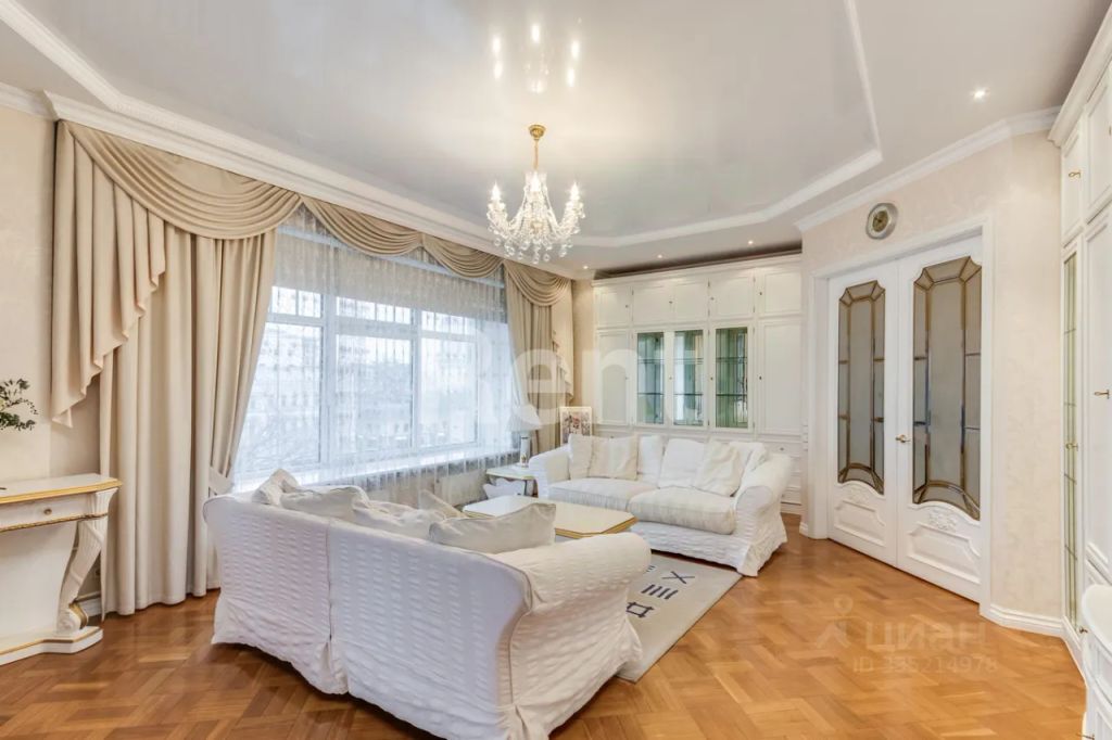 m. Tretyakovskaya: Apartment, 2-rooms