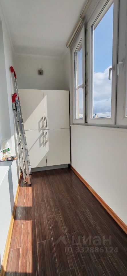 m. Peredelkino: Apartment, 2-rooms