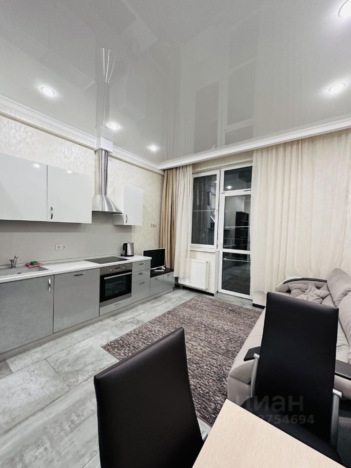 m. Khimki: Apartment, 2-rooms