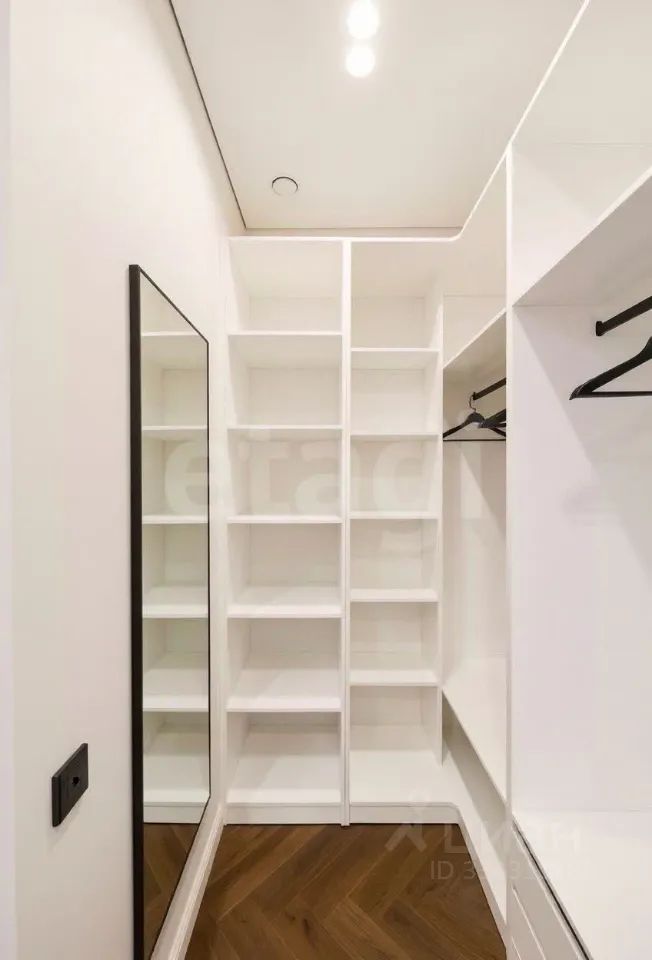 m. Novokuznetskaya: Apartment, 2-rooms