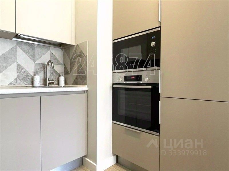 m. Molodezhnaya: Apartment, 2-rooms