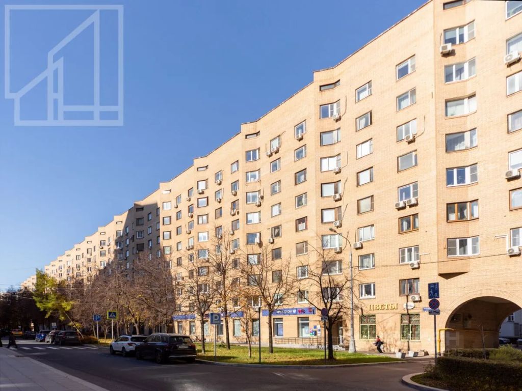 m. Smolenskaya: Apartment, 3-rooms