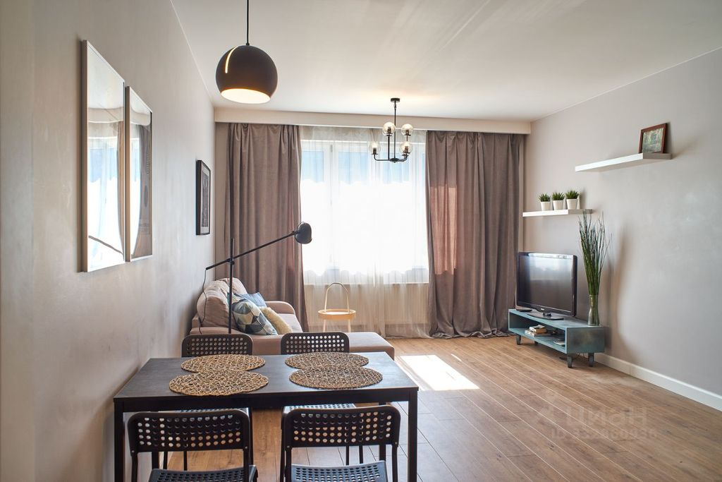 m. Myakinino: Apartment, 3-rooms