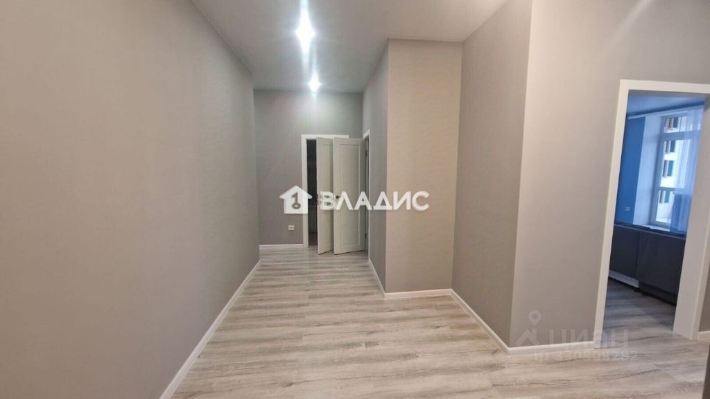 m. Solnechnaya: Apartment, 3-rooms