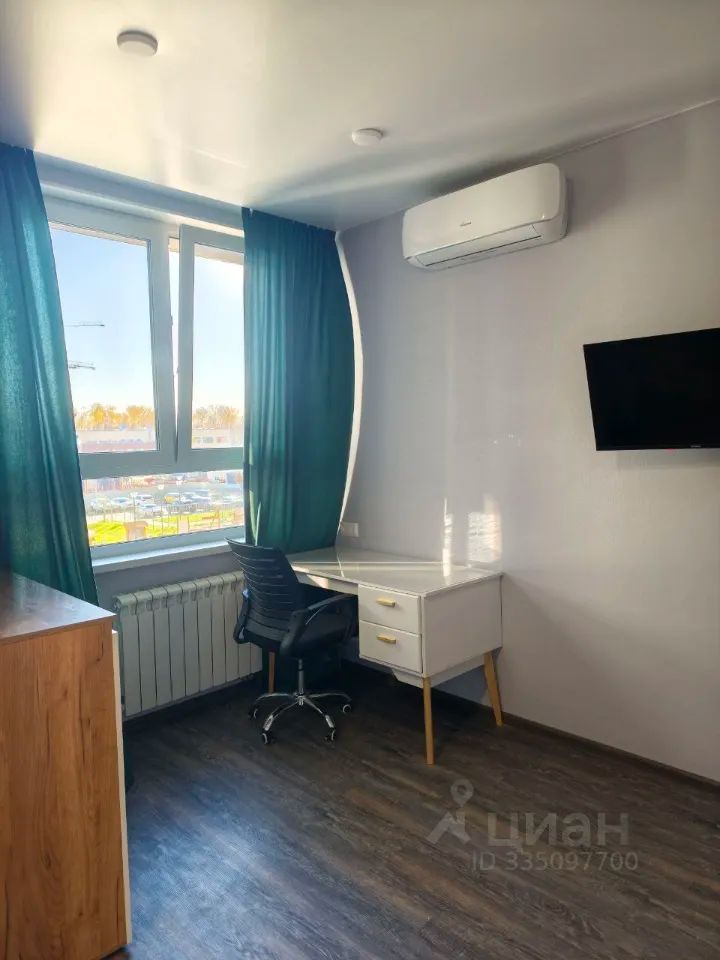 m. Krasnogorskaya: Apartment, studio