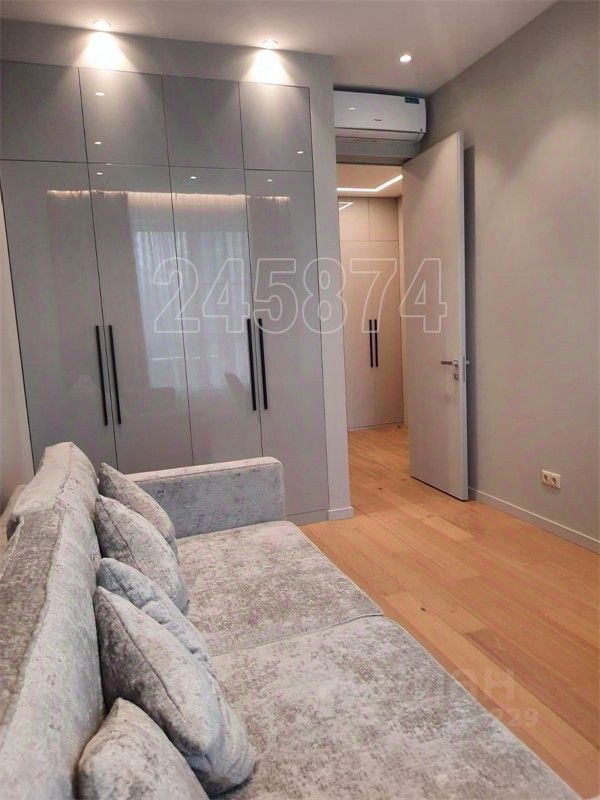 m. Shelepikha: Apartment, 2-rooms