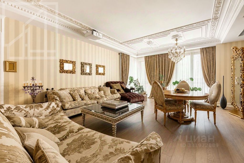 m. Kropotkinskaya: Apartment, 4-rooms