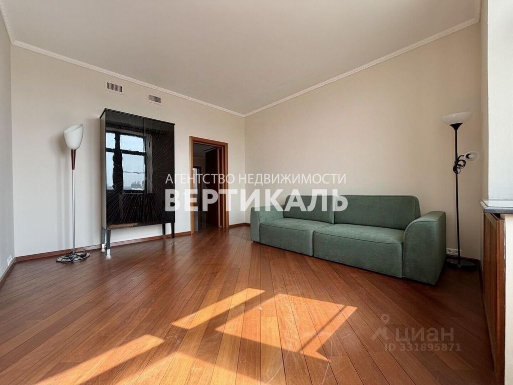 m. Smolenskaya: Apartment, 3-rooms