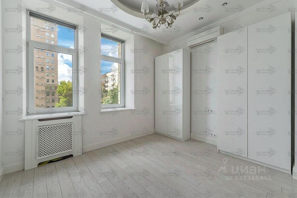 m. Krasnopresnenskaya: Apartment, 3-rooms