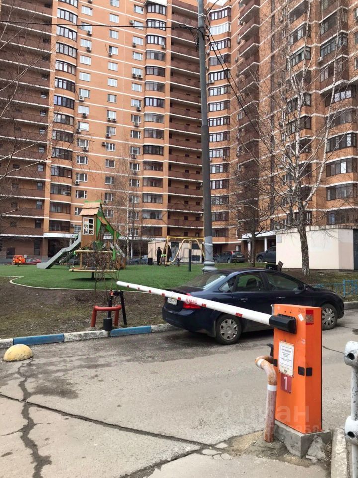 m. Novye Cheremushki: Apartment, studio