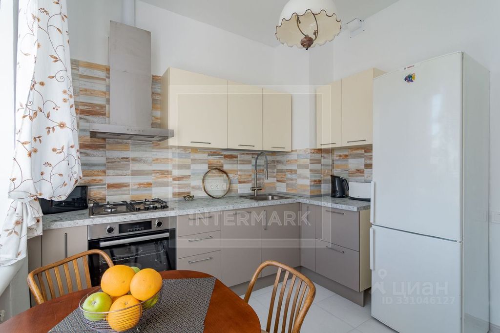 m. Universitet: Apartment, 2-rooms