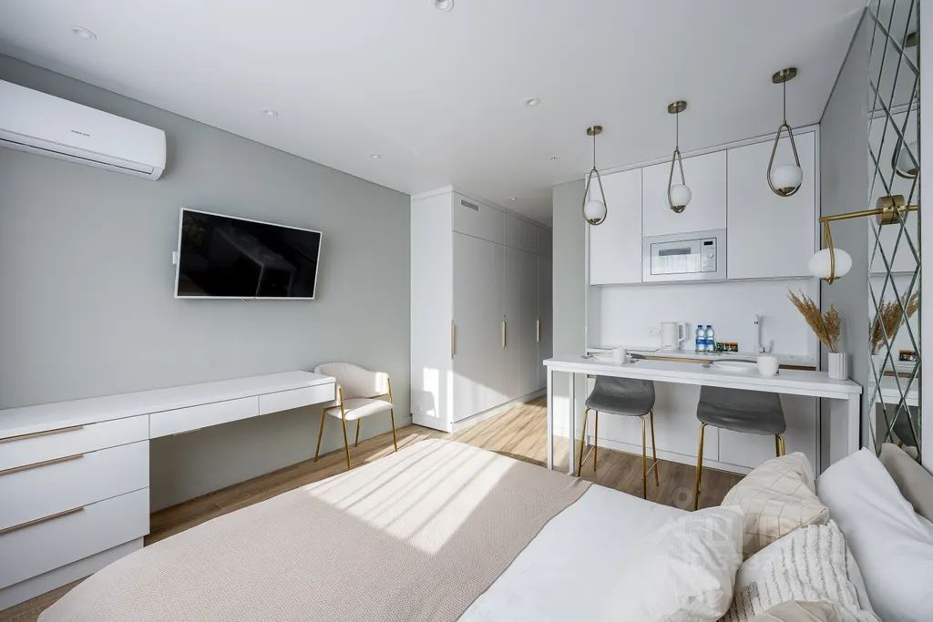 m. Troparevo: Apartment, studio