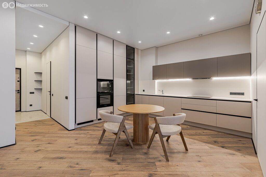 m. Khimki: Apartment, 3-rooms