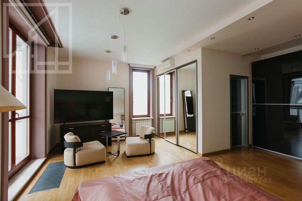 m. Park kultury: Apartment, 5-rooms