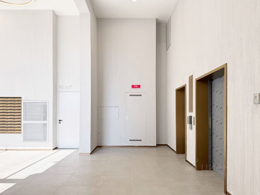 m. Kalitniki: Apartment, studio