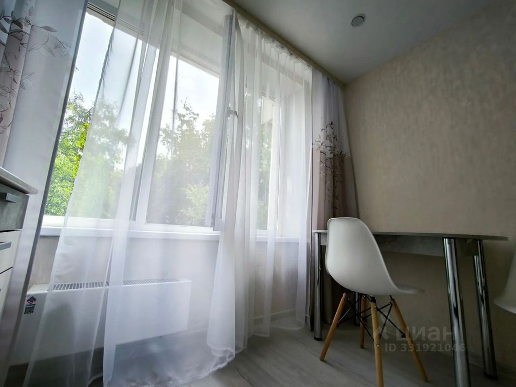 m. Polyanka: Apartment, 2-rooms