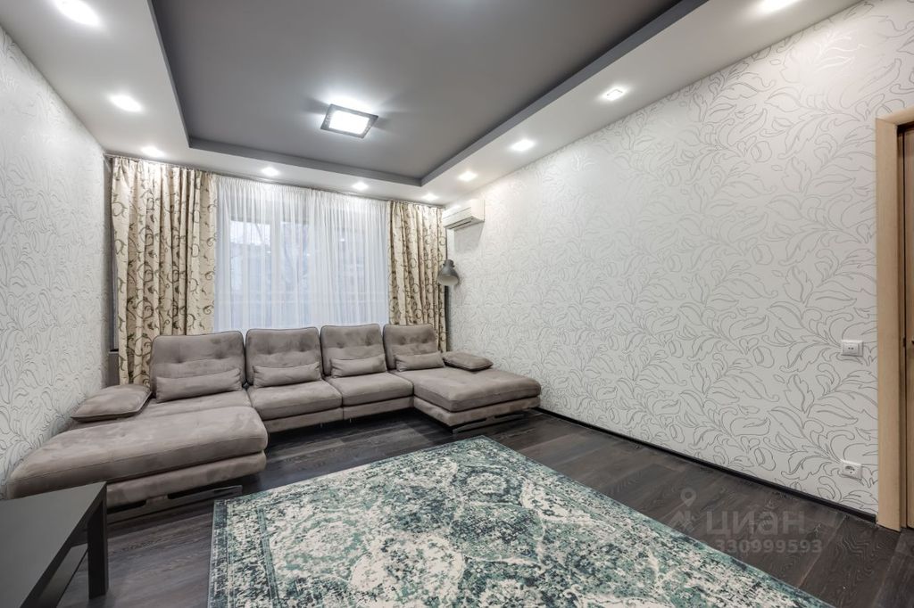 m. Sretensky bulvar: Apartment, 2-rooms