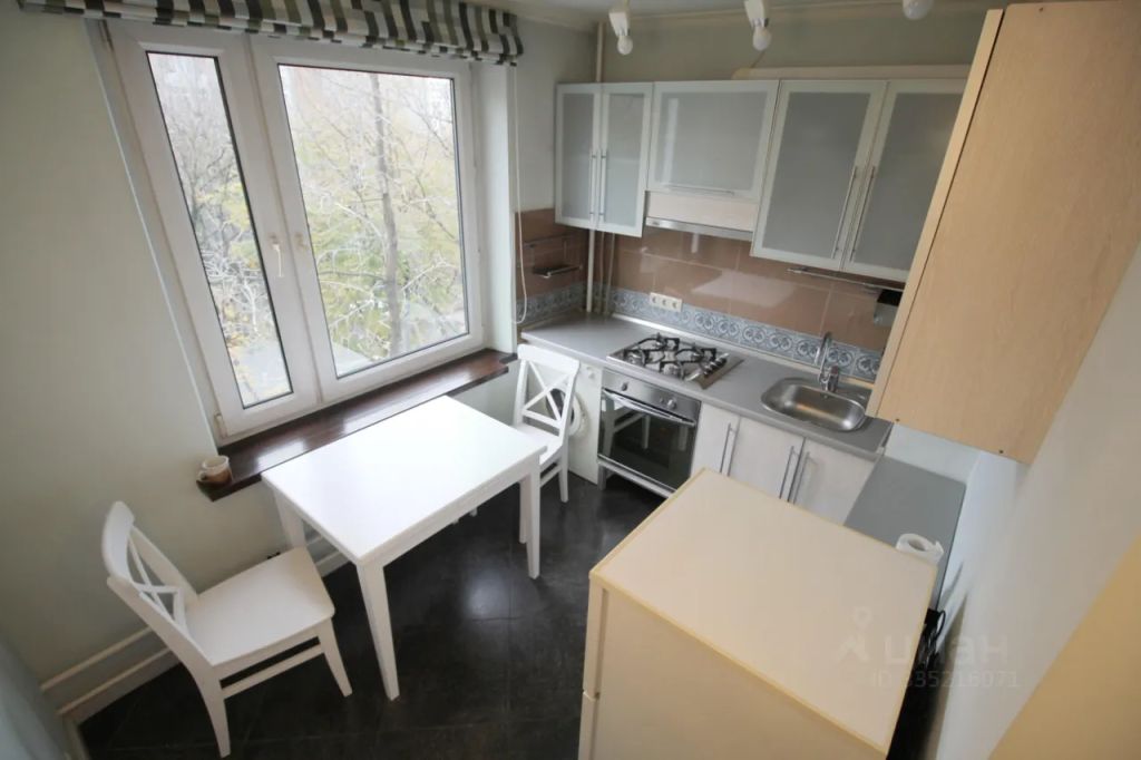 m. Tsvetnoy bulvar: Apartment, 1-rooms