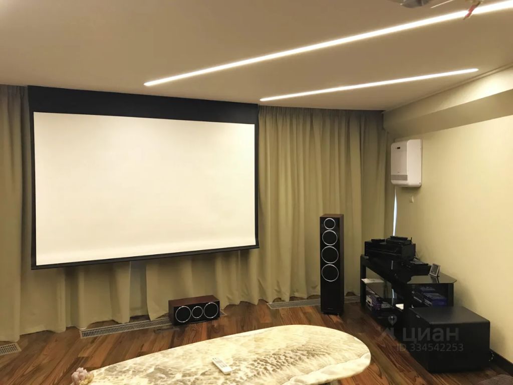 m. Myakinino: Apartment, 3-rooms