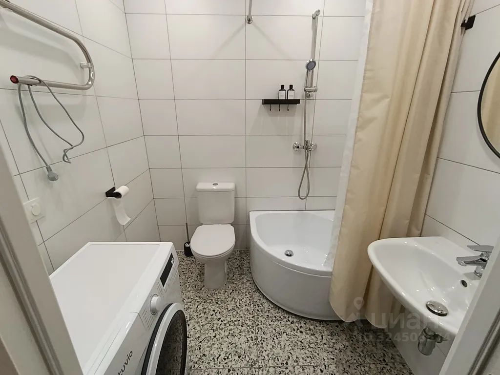 m. Vodniki: Apartment, studio