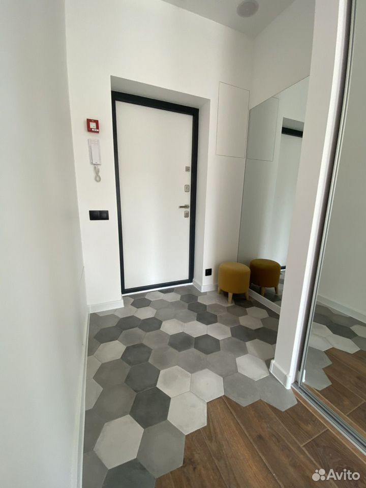m. Molodezhnaya: Apartment, 2-rooms
